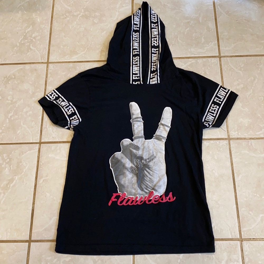 On Fire hoodie size XL